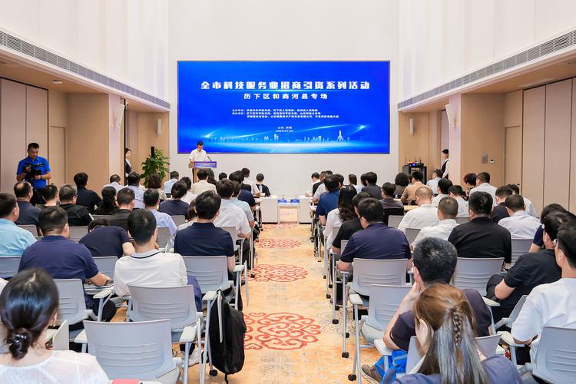 揭秘国际新闻选购指南：您的全球资讯宝典